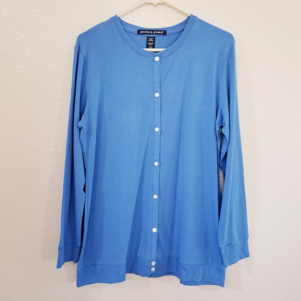 Devon & Jones Button Up Cardigan Size Large